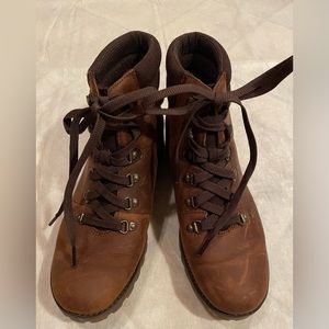 Timberland Women’s Ellendale Lace-Up Boots Size 9